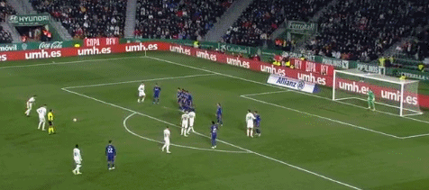 《洛奇英雄传》多项助力成长系统开启！赛博科技风时装今日上新！